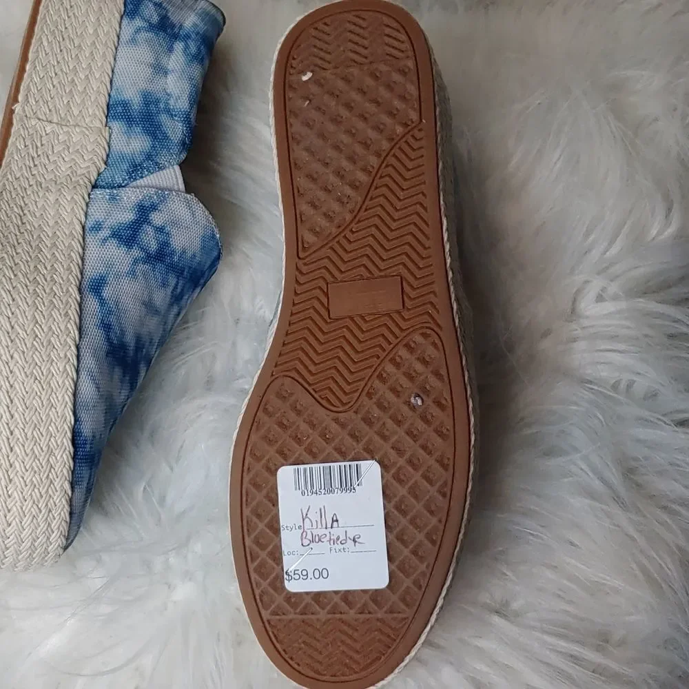 NWT Madeline girl shoes